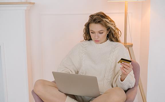 阿里1688客服同意退款时提示：退款资金超过最大退款额度