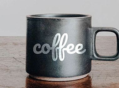 Pacifico字体包在线下载，电商包装设计印花免费可商用